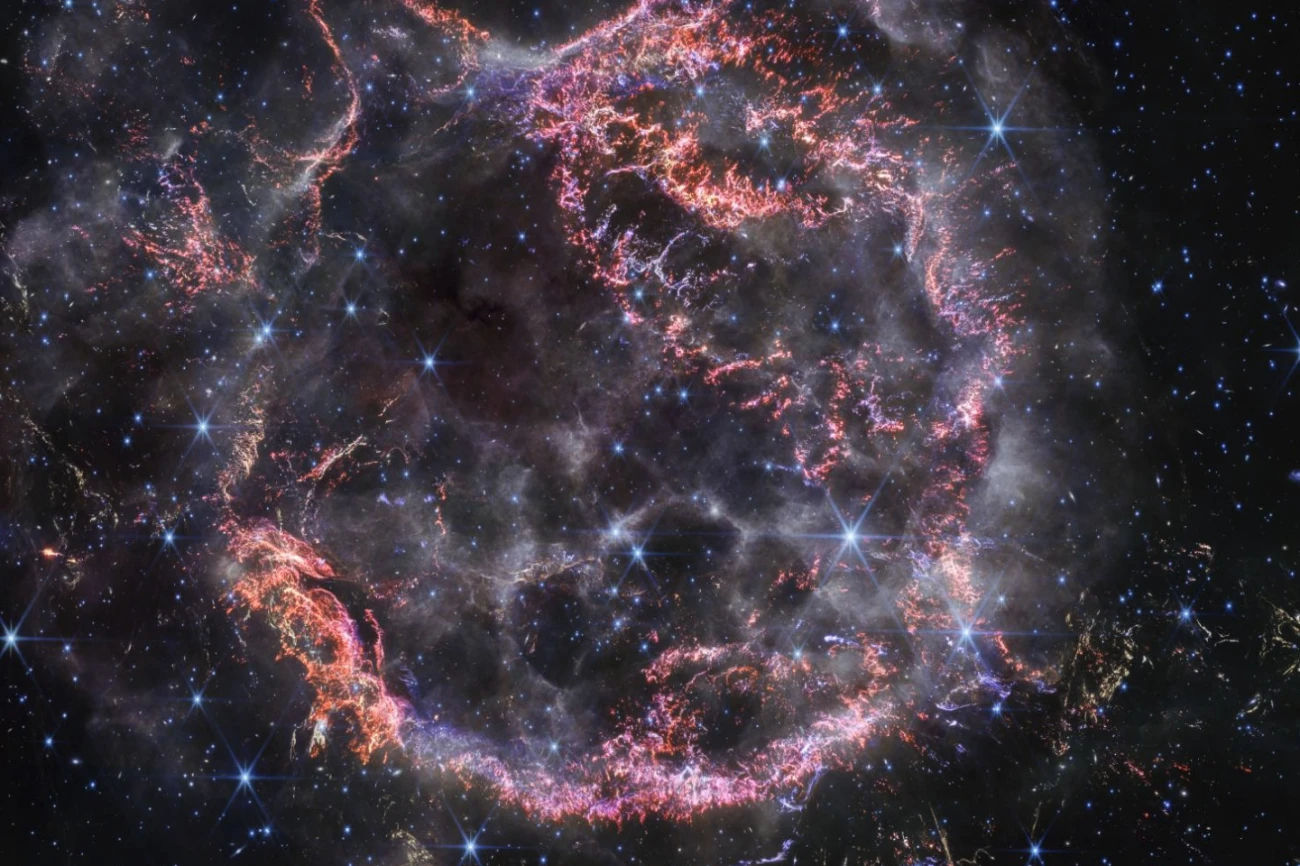 Keindahan dan Manfaat Gambar Supernova dari Teleskop James Webb