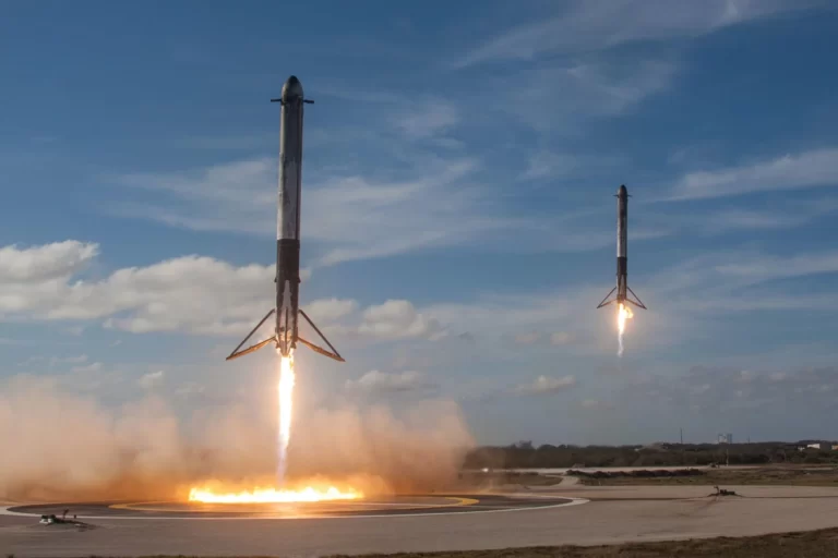 SpaceX Nilainya Mencapai $180 Miliar