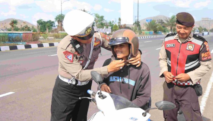 Edukasi dan Penindakan di Operasi Zebra Rinjani 2024: Mewujudkan Lalu Lintas Tertib