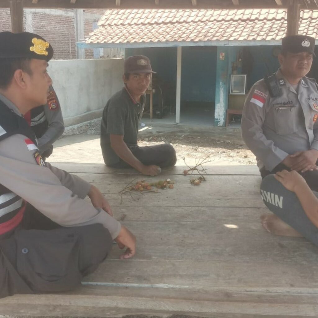 Polsek Sekotong Jaga Keamanan Jelang Pemilukada Lombok Barat dengan Patroli Cooling Sistem