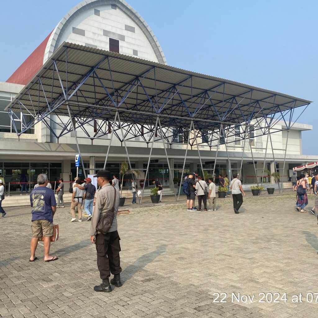 Kapal Pesiar Quantum of the Seas Tiba di Lombok, Keamanan Diperketat!