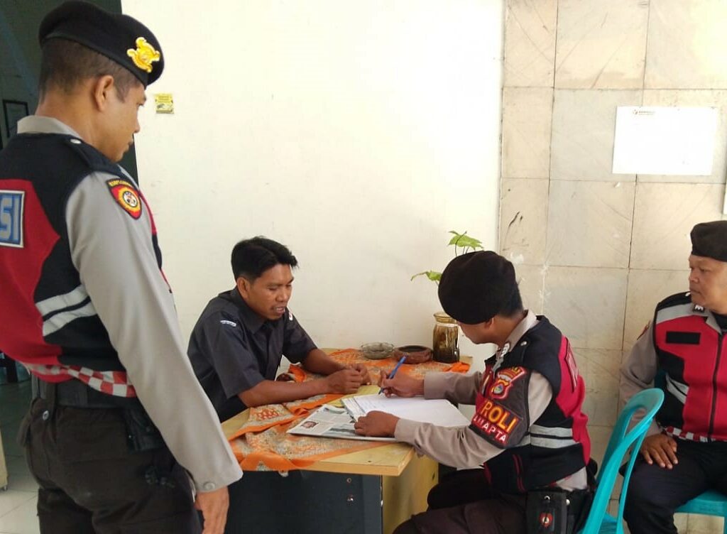 Patroli Kamtibmas Polres Lombok Barat, Ciptakan Suasana Aman untuk Pemilukada