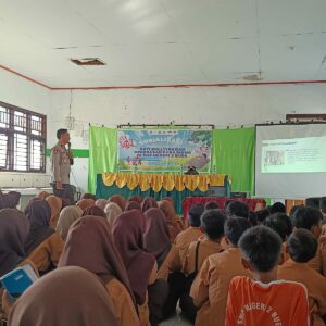 Cegah Prilaku Bullying, Kapolsek Gelar Sosialisasi di SMPN 2 Buer