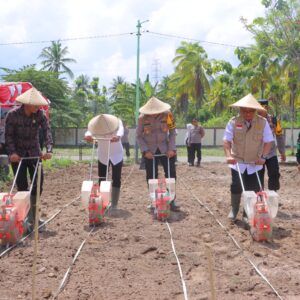 Kapolres Lombok Utara bersama Forkopimda, Lounching Gugus Tugas Polri Dukung Ketahanan Pangan