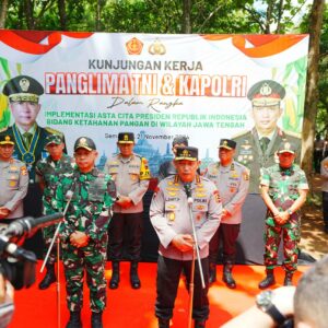 Kapolri-Panglima TNI Tinjau Kesiapan Program Ketahanan Pangan di Jawa Tengah