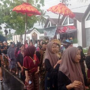 Polisi Amankan Nyongkolan di Lombok Barat, Tradisi Tetap Lancar