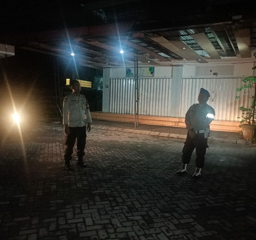 Patroli Intensif Akhir Tahun, Polsek Batulayar Jaga Keamanan Warga