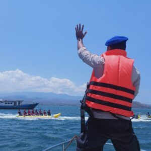 Sat Polairud Polres Bima Kota Intensifkan Patroli Perairan di Pantai Lawata Selama Libur Nataru