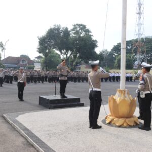 Polres Loteng Gelar Upacara Hari Kesadaran Nasional.