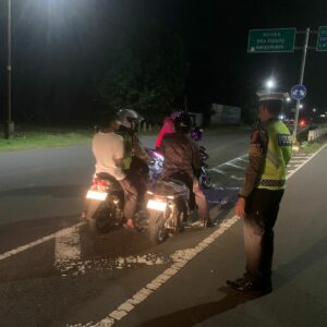 Aksi Polres Lobar di Jalur BIL 2: Berantas Balap Liar, Amankan Malam!