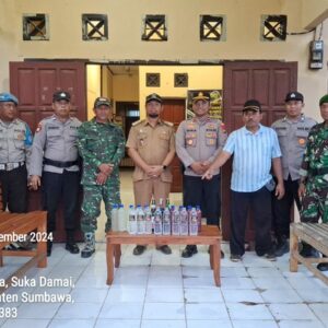 Operasi Lilin Rinjani 2024, Polsek Labangka Amankan 20 Botol Miras