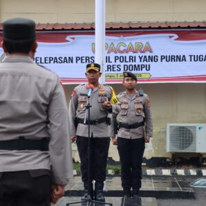 Polres Dompu Gelar Upacara Pelepasan Purna Tugas, Kapolres Sampaikan Apresiasi