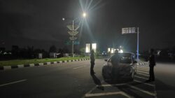 Jaga Keamanan Masyarakat, Polsek Kediri Patroli Gabungan di Bypass BIL dan Jalan Perbatasan