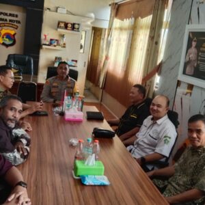 Kapolres Bima Kota Silaturahmi dengan Ketua FKGK dan Para Pendeta Kota Bima