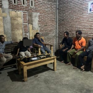 Tim Opsnal Polsek Asakota Amankan Dua Terduga Pelaku Pencurian Beserta Barang Bukti Satu Unit Handphone