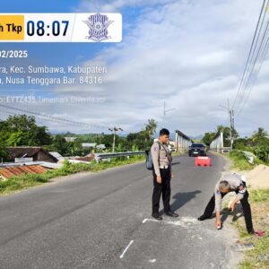 Remaja Bonceng 3 Tabrak Truk Parkir, 1 Meninggal Dunia Dan 2 Luka-luka