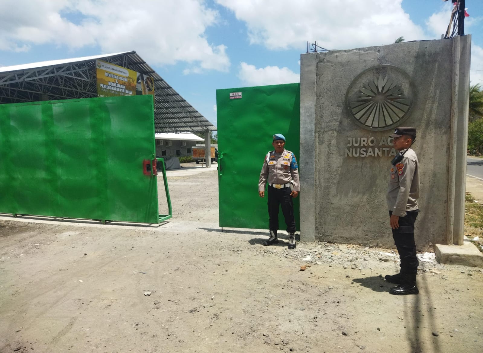 Warga Lembar Lega, Polisi Gencarkan Patroli Anti Premanisme.