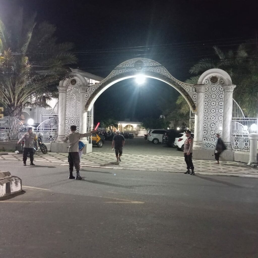 Pengamanan Ketat Salat Tarawih di Masjid Baital Atiq, Begini Suasananya!