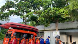 Sat Polair bersama Direktorat Polair Polda NTB dan Basarnas Lakukan Pencarian Korban Tenggelam di Pantai Lendang Luar Malaka