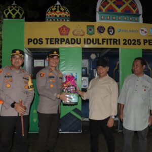 Kapolres Bima Kota Bersama Wali Kota dan Forkopimda Cek Pos Pam dan Pos Yan Ops Ketupat Rinjani 2025