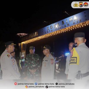 Malam Takbiran Idulfitri 1446 H, Polres Bima Kota Bersama Instansi Terkait Gelar Patroli Skala Besar