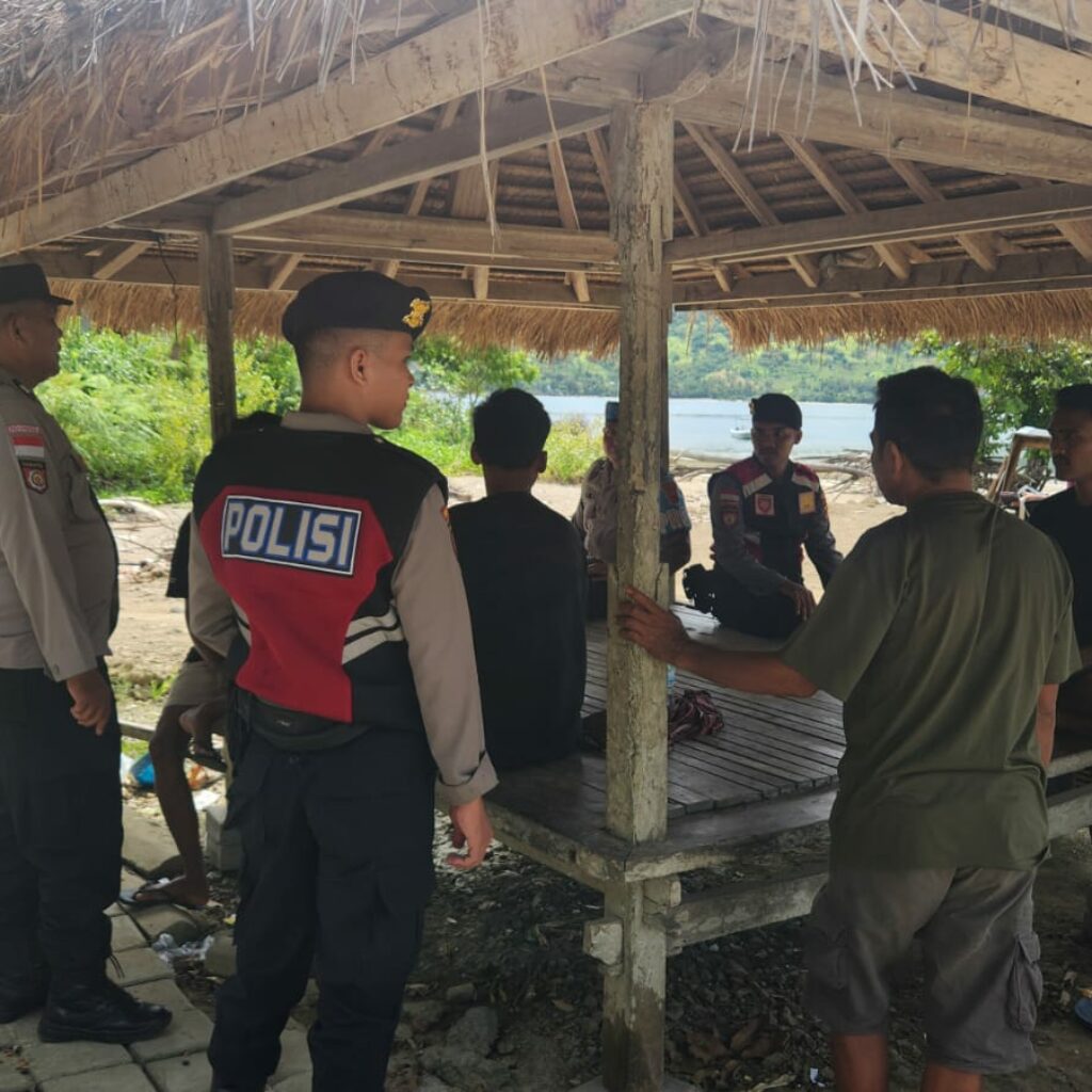 Suasana Damai di Sekotong Berkat Patroli Dialogis Polisi