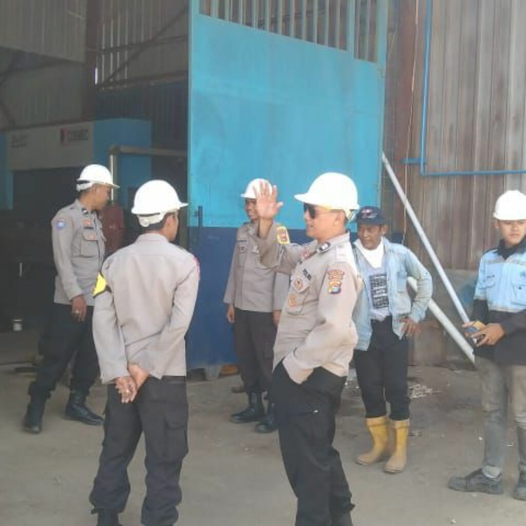Patroli Dialogis Polsek Lembar: Upaya Polri Ciptakan Kondusifitas Menjelang May Day