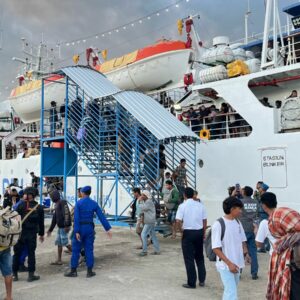 Pos Terpadu Ops Ketupat Rinjani 2025 di Pelabuhan Bima Laksanakan Pengamanan KM Wilis