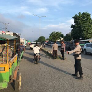 Sat Samapta Polres Bima Kota Laksanakan Rawan Pagi di Titik Rawan Macet
