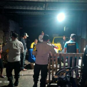 Polsek Asakota Laksanakan Patroli Blue Light untuk Cegah Gangguan Kamtibmas