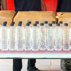 Gerebek Jual‑Edar Miras, Tim Opsnal Polsek Rasbar Sita 3 Dus Arak Bali