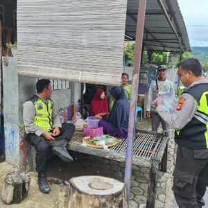 Cegah TPPO, Polsek Seteluk Gencar Sosialisasi ke Warga Desa Tapir