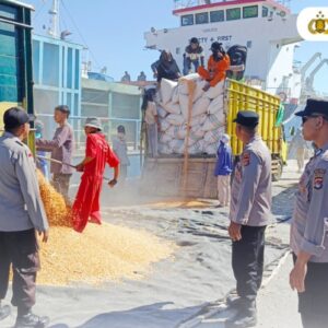 Polsek Kawasan Pelabuhan Laut Bima Gelar Patroli Rutin di Area Dermaga
