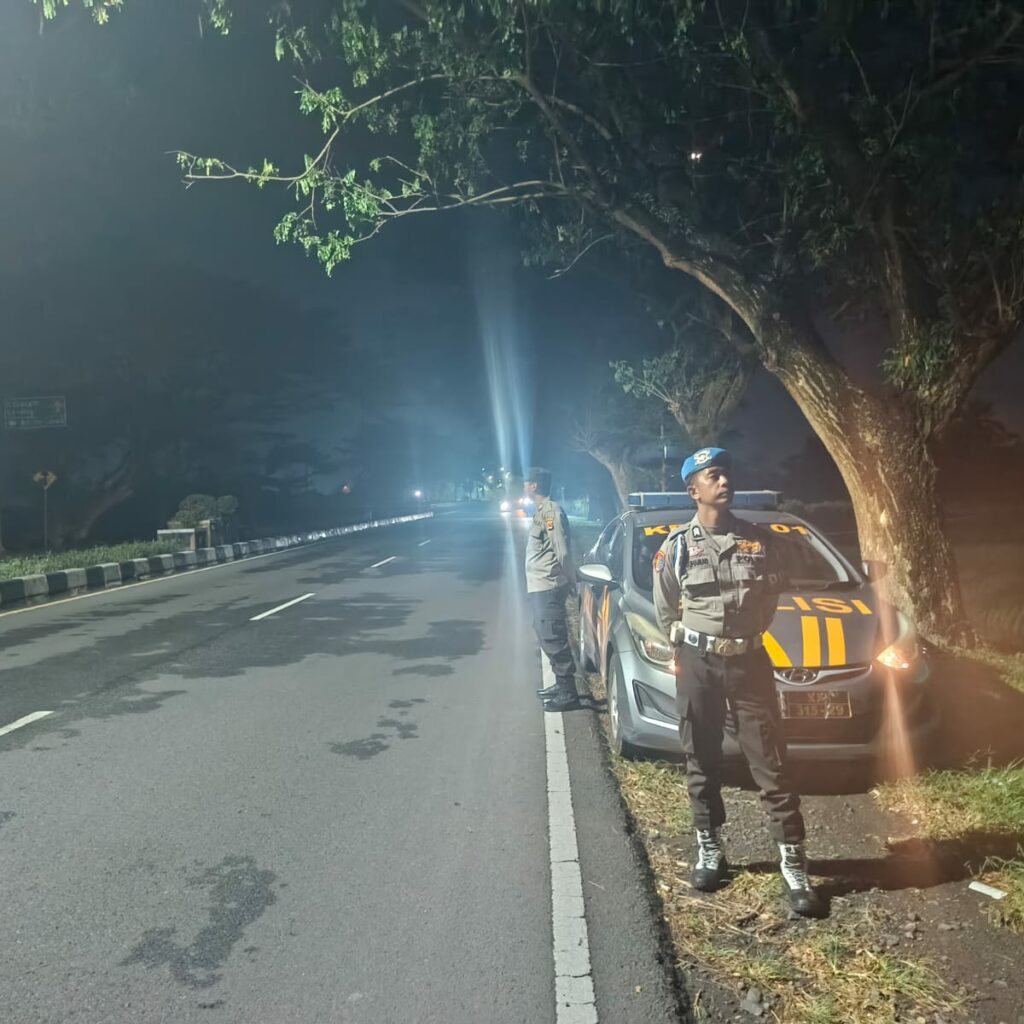 Tingkatkan Keamanan, Polsek Kediri Patroli Bypass BIL Antisipasi Kejahatan