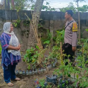 Bhabinkamtibmas Perkuat Kamtibmas dan Ketahanan Pangan di Lombok Barat