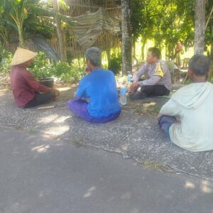 Polsek Kuripan Ajak Warga Desa Jagaraga Dukung Ketahanan Pangan