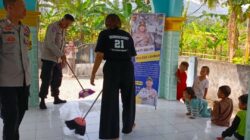 Polsek Lembar Gelar Bakti Religi: Sinergi Polri dan Warga Jaga Kebersihan Musholla