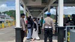 Polisi Aktif di Pelabuhan Lembar: Pastikan Rasa Aman dan Tertib