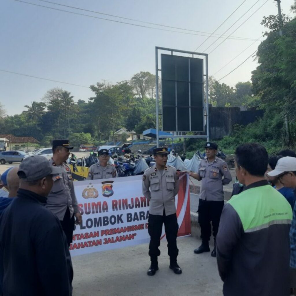 Pelabuhan Lembar Aman, Polres Lombok Barat Lakukan Pembinaan Ojek