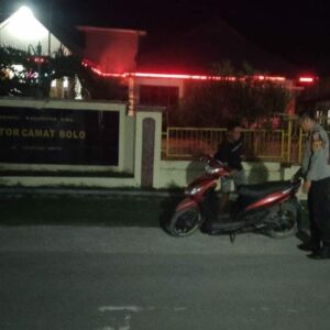 Polsek Bolo Intensifikan Operasi Razia dan Sweeping Untuk Antisipasi Peredaran Narkoba, Sajam dan Premanisme