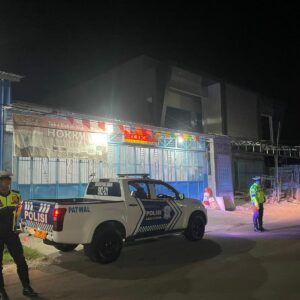 Polres Sumbawa Tindak Lanjuti Laporan Warga, Patroli Malam Jamin Keamanan Kampung Bugis