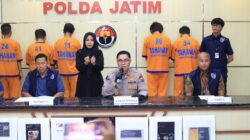 Polda Jatim Amankan 4 Orang Admin dan Anggota Group WA Gay di Surabaya