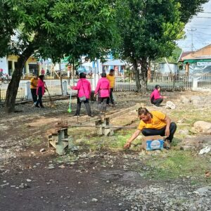 Bhakti Sosial Religi Polsek Hu’u dalam Rangka HUT Bhayangkara ke-79 Tahun 2025