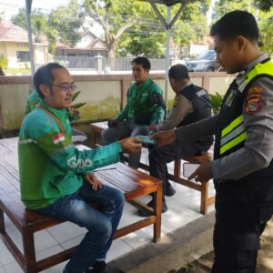 Jelang Hut Bhayangkara Ke-79, Ratusan Ojol Dapat Layanan Kesehatan Gratis dari Polda NTB