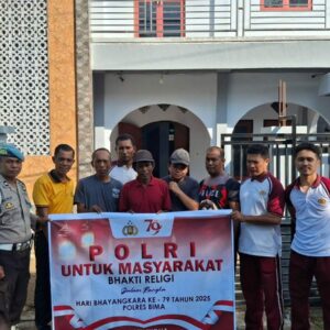 Pupuk Sinergitas Antara Polri dan Masyarakat, Polsek Woha Gelar Bhakti Religi Songsong HUT Bhayangkara Ke-79