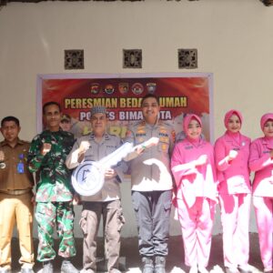 Kapolres Bima Kota Resmikan dan Serahkan Kunci Bedah Rumah Aipda Faturahman, Wujud Kepedulian Institusi terhadap Anggota