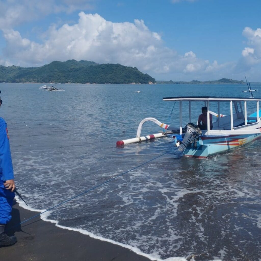 Sat Polairud Intensifkan Patroli Wisata dan Nelayan di Lembar Lombok Barat (1)