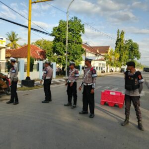 Unit Turjawali Sat Samapta Polres Bima Kota Laksanakan Pengamanan Jalur dalam Rangka HUT Bhayangkara ke-79