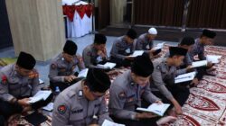 Puncak Peringatan Hari Bhayangkara, Divisi Humas Gelar Khatam Qur’an 79 Kali