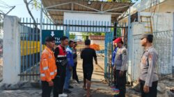 Polsek Kawasan Pelabuhan Laut Bima Amankan Proses Embarkasi dan Debarkasi Kapal KM. BINAIYA di Pelabuhan Bima